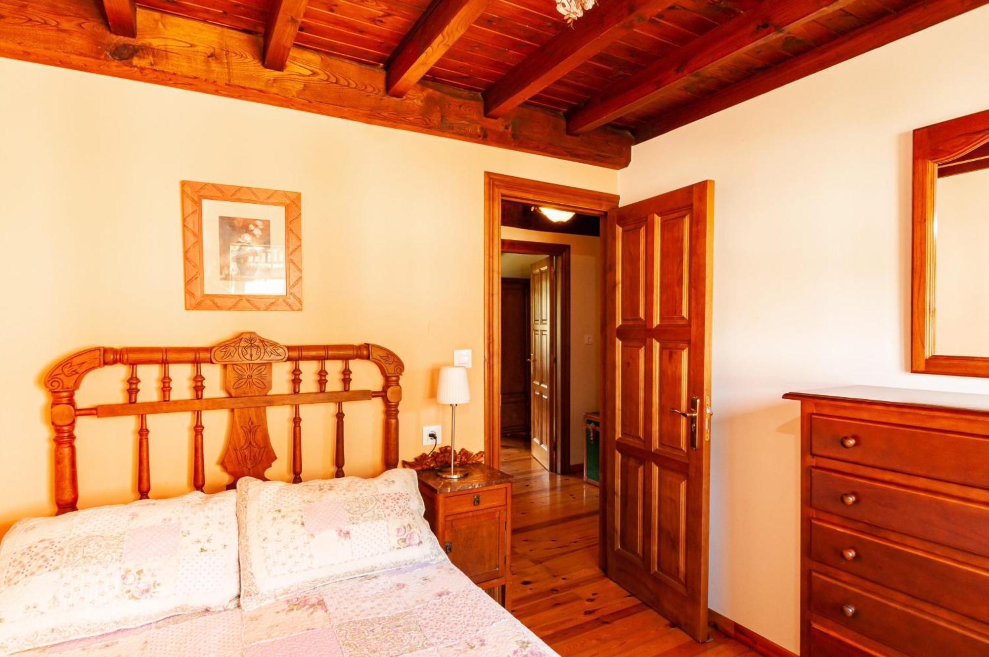 Casa Rural La Regoria Carrena de Cabrales Exterior foto
